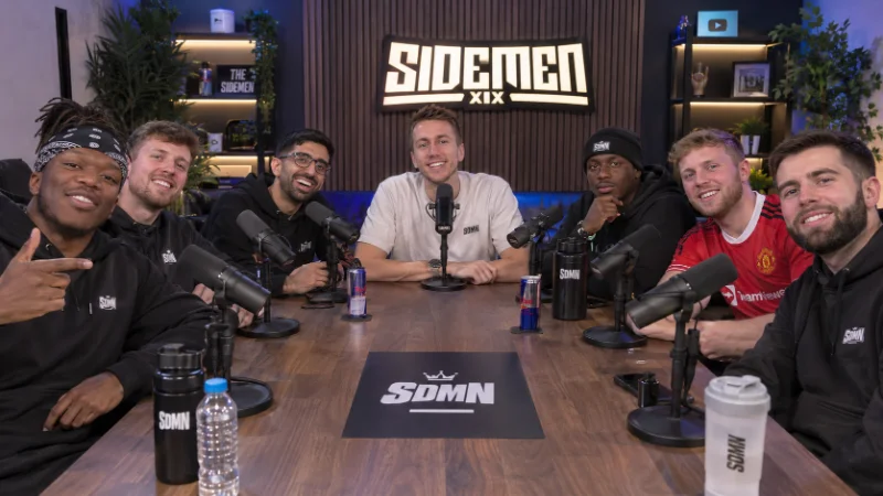 Miniminter recording a Sidemen podcast episode